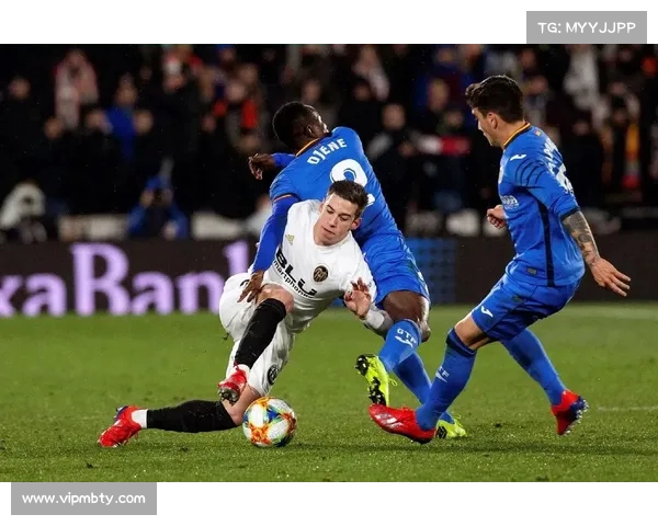 国王杯米兰德斯主场告捷